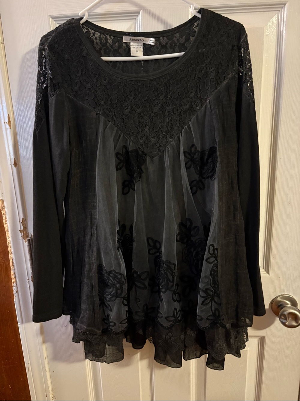 Black Lace & Floral Mesh Long-Sleeve Tunic By Feratelli Size Medium Layered